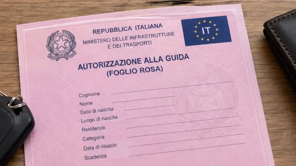 Foglio rosa per la patente di guida in Italia